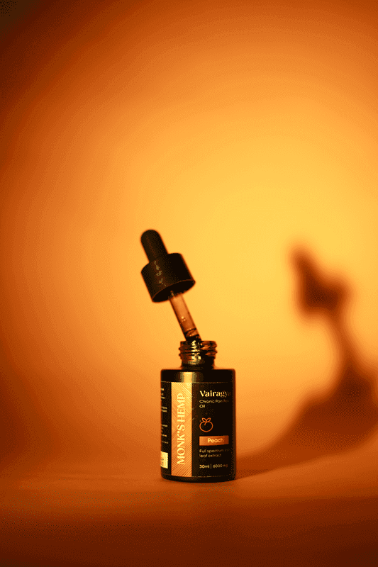 Monk's Hemp Vairagya - The Ultimate Relief CBD Oil (1:1) - PeachCBD + THC OilMonk's Hemp Vairagya CBD Oil - Pain Relief | Peach Flavor
