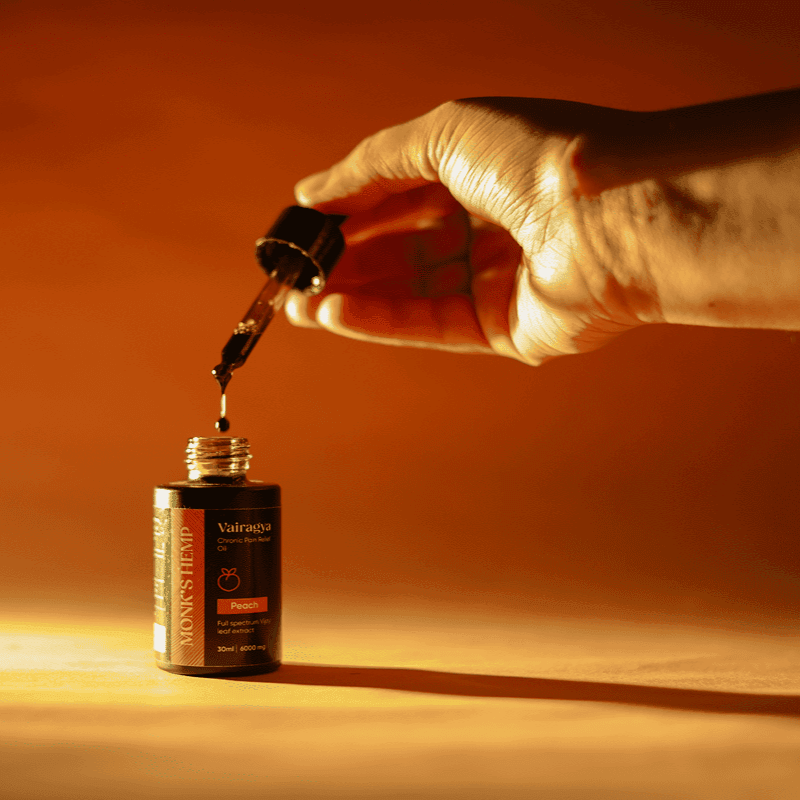 CBD + THC Oil - Monk's Hemp Vairagya - The Ultimate Relief CBD Oil (1:1) - Peach (30ML)