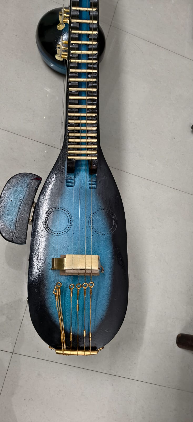 Anirud Musicals - Golden White Madhura Veena with Guitar Keys & Inbuilt Fishman Pickup