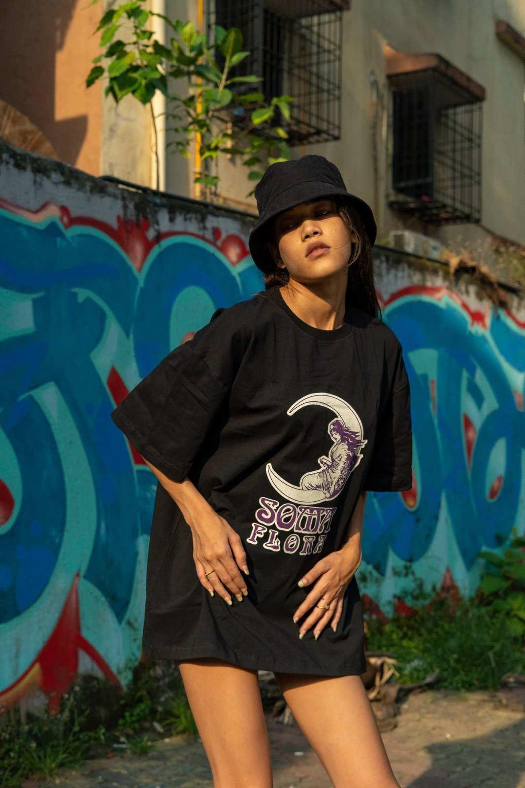 Soma Flora Black T-shirt