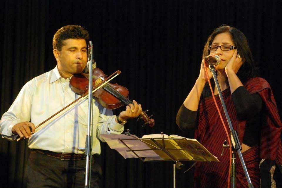 Somali Vidyarthi Tagore Sangeet Class.