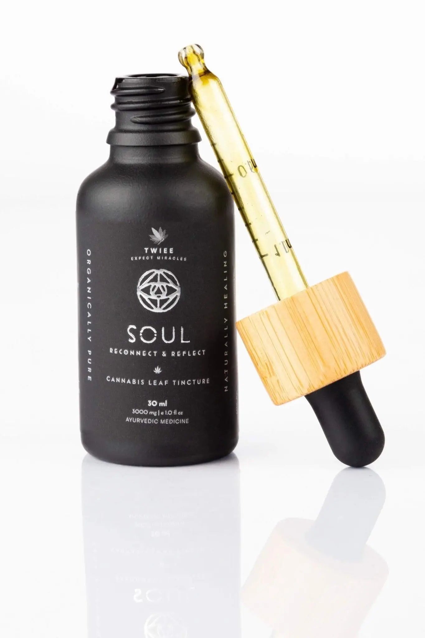 Twiee Soul Cannabis + Herbal Mix Tincture (Reconnect & Reflect) 3000 MG - 30 ML.