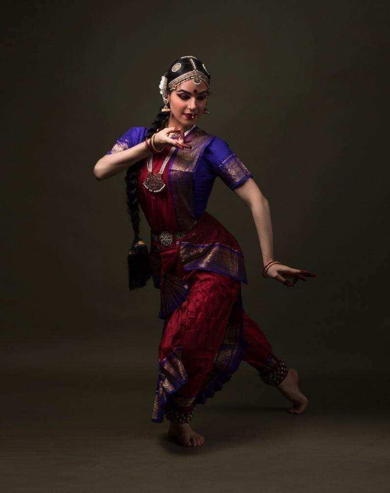 Bharatanatyam and Ballet Classes by Ananga Manjari..