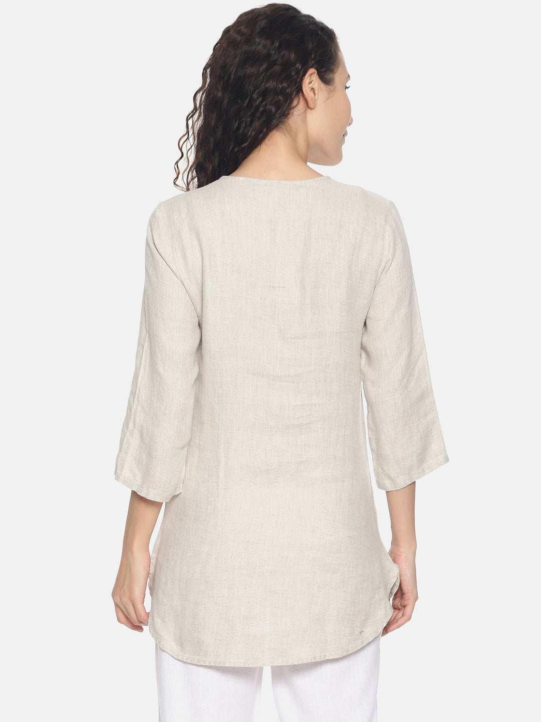 Ecentric Women's Beige and White Colour High low Lounge Wear SetEcentric Women's Beige and White Colour High low Lounge Wear Set