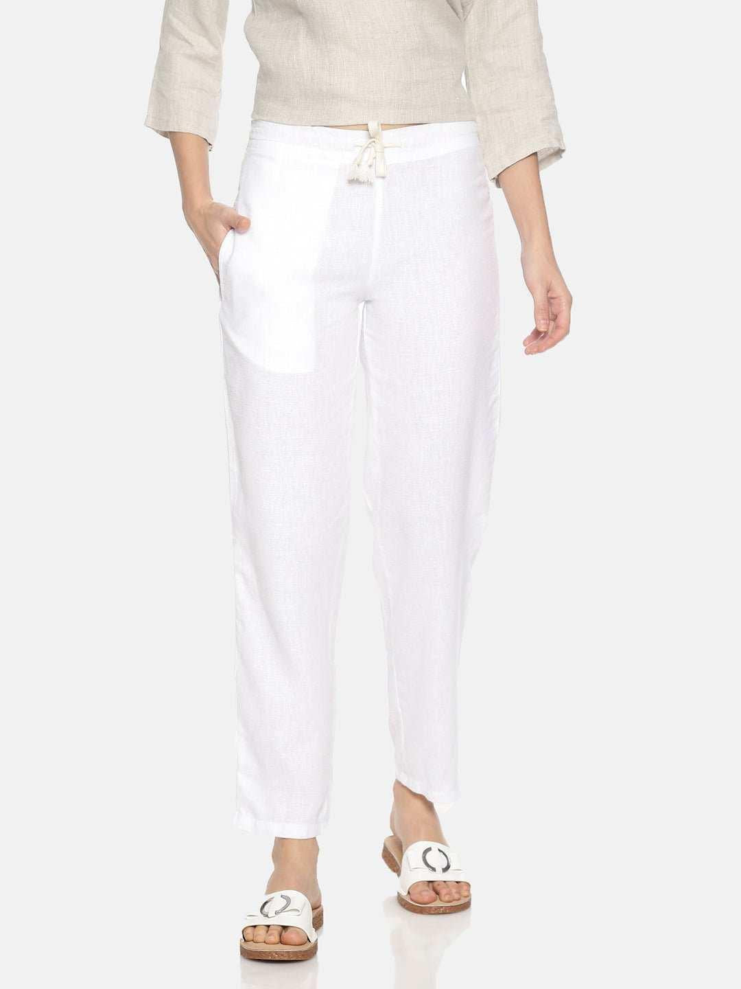 Ecentric Women's White Colour Solid Lounge Wear Bottom.