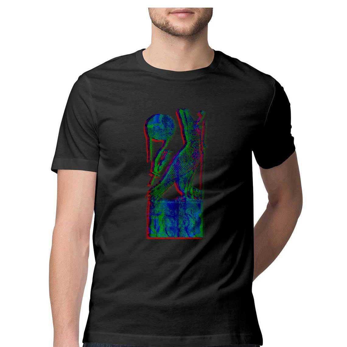Egyptian symbol for the Falcon Men's T-Shirt.