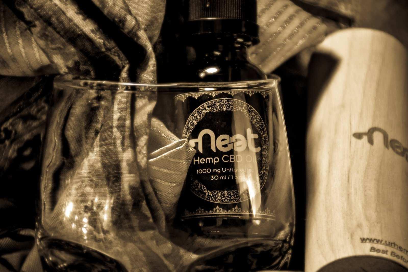 NEET Hemp CBD Oil 1000mg.