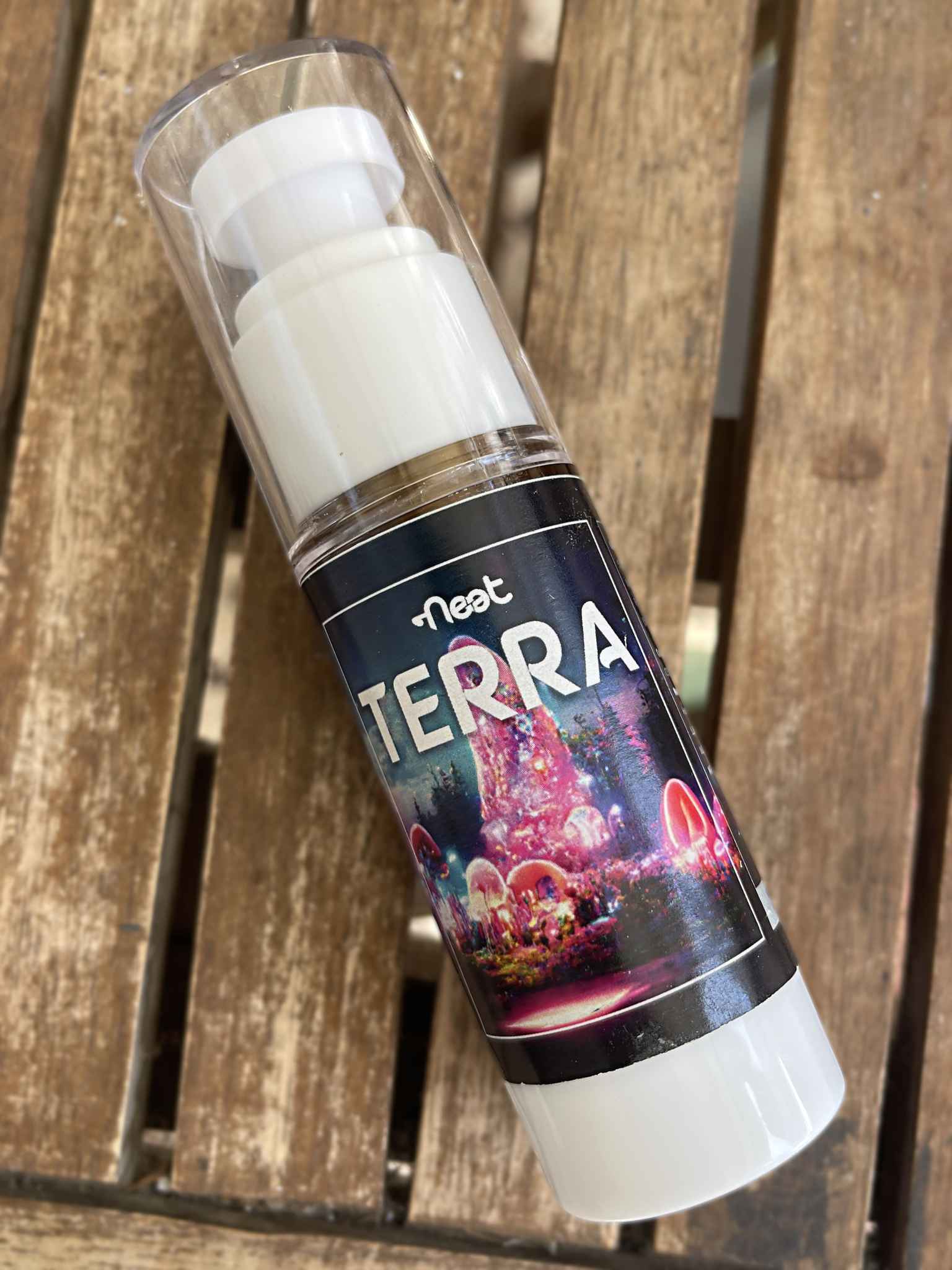 Neet Terra | CBD Oil Infused with the Powerful Medicinal Mushroom Extract - CBD Store India