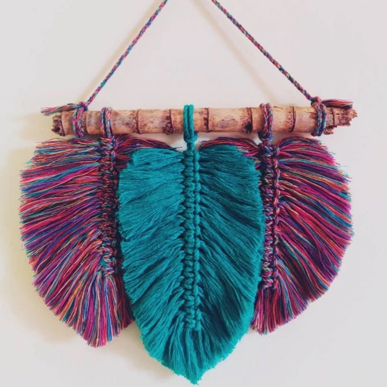 Shanti Shop - Handmade Bohemian Feather Macrame Wall Hanging - CBD Store India