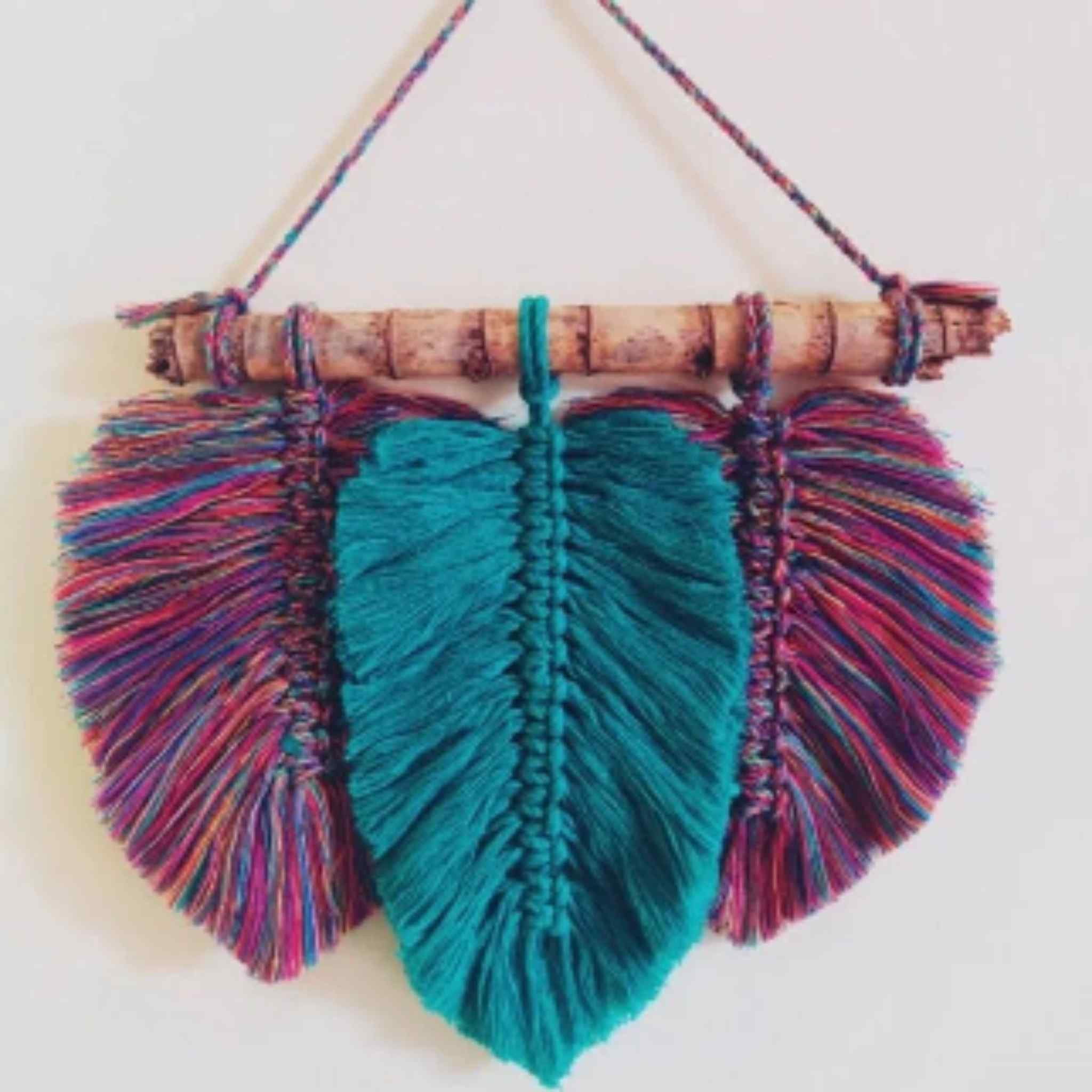 Shanti Shop - Handmade Bohemian Feather Macrame Wall Hanging - CBD Store India