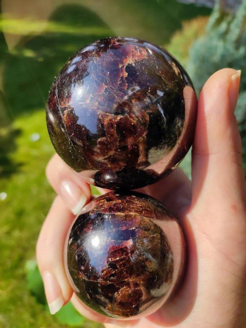 High Quality Garnet Sphere, Garnet OrbGemstones and CrystalHigh Quality Garnet Sphere, Garnet Orb