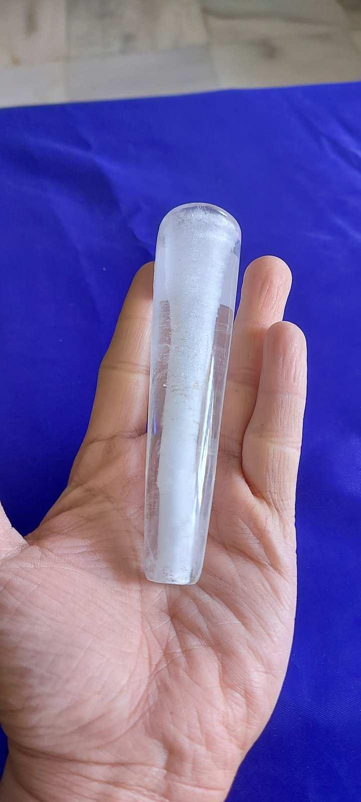 Soma Flora Crystal Chillum | Clear Quartz (5 inch)Soma Flora Crystal Chillum | Clear Quartz (5 inch)