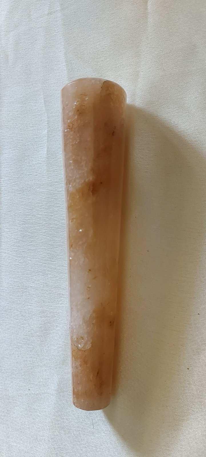 Soma Flora Crystal Chillum | Yellow Quartz (6 inch)Soma Flora Crystal Chillum | Yellow Quartz (6 inch)