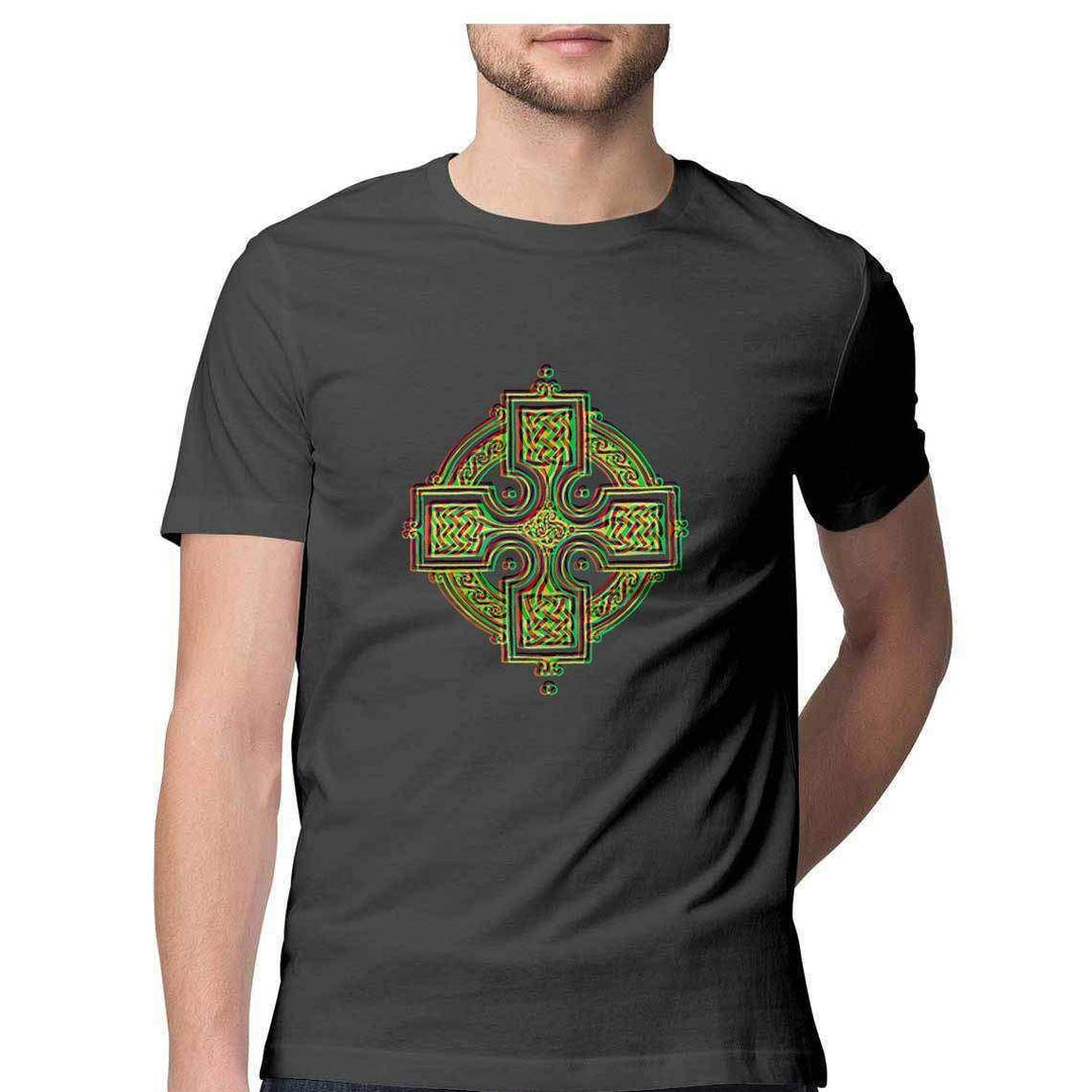 The Druid's Celtic Cross Men's T-ShirtClothing
