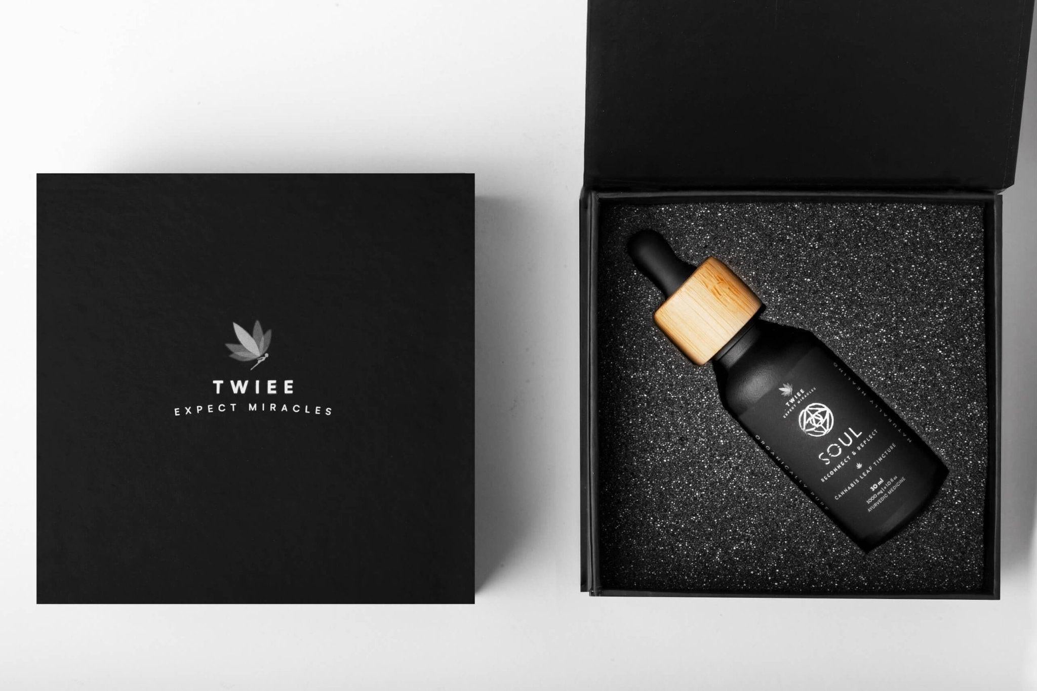 Twiee Soul Cannabis + Herbal Mix Tincture (Reconnect & Reflect) 3000 MG - 30 ML.